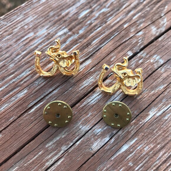 2 bundle vintage Gulf Oil Company Republican Elephant Pins - Picture 2 of 3